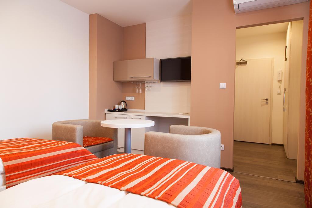 Penzion Na Valech Hodonín Habitación foto